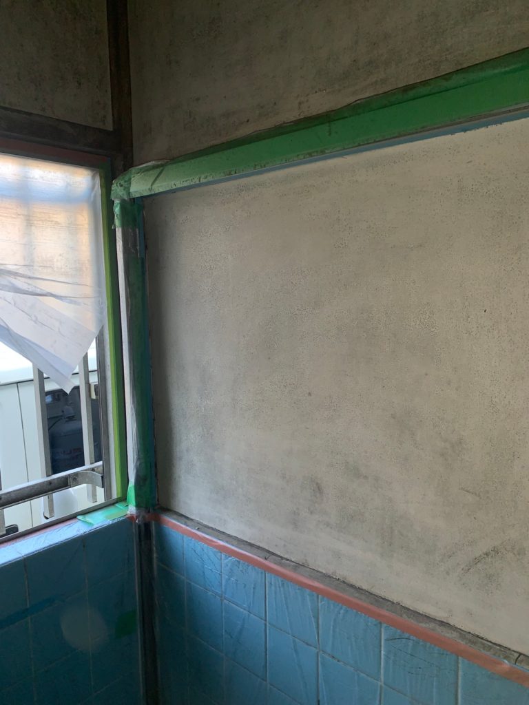 浴室壁　施工前2